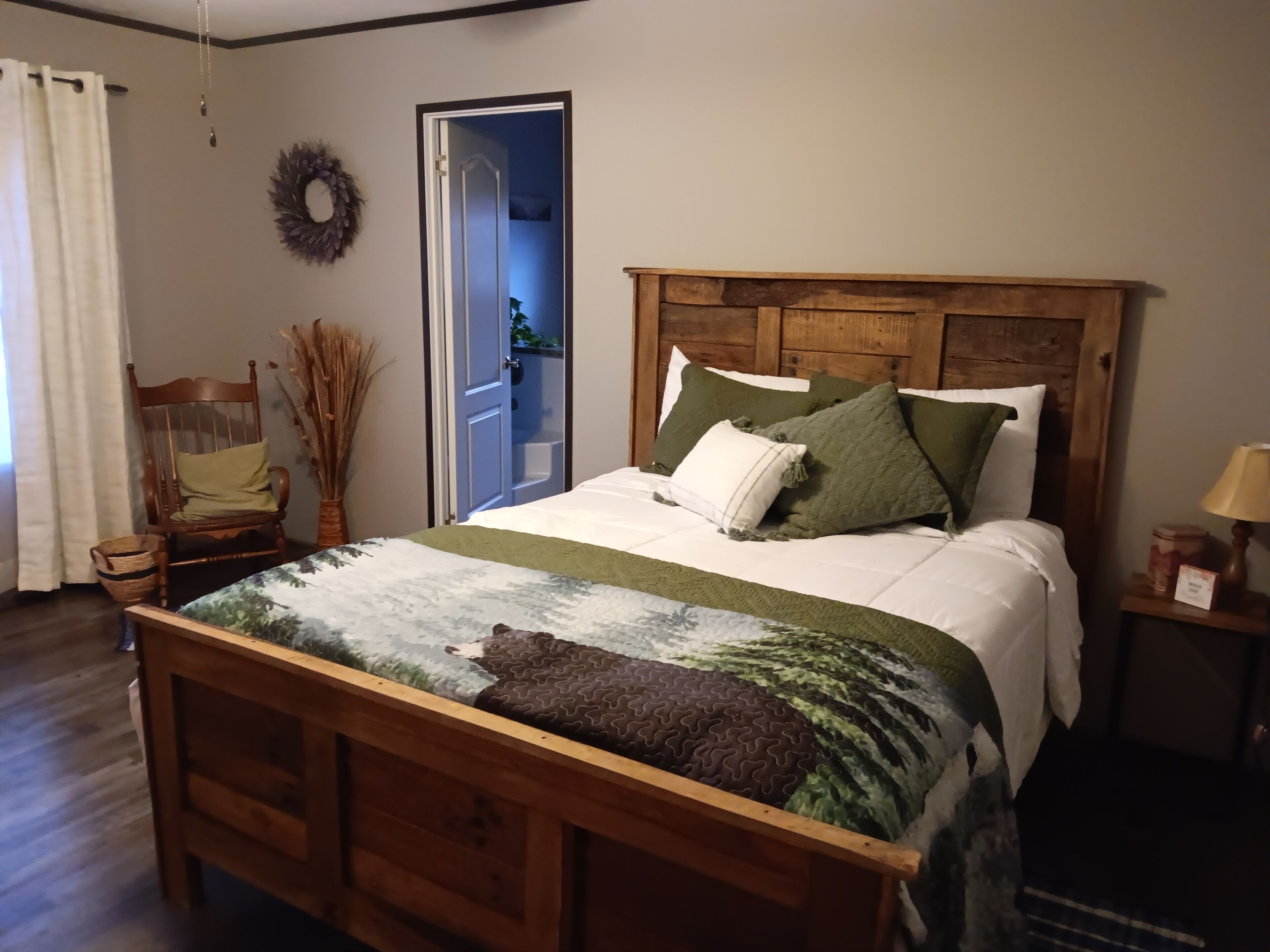 3 habitaciones, wifi gratis y ropa de cama 