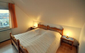 Unclassified image, 5 of 11, button