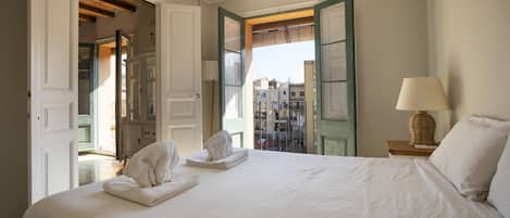 3 quartos, ferros/tábuas de passar roupa, Wi-Fi de cortesia