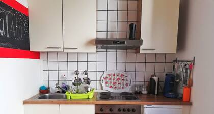 3 Bed Flat - Sleeps 6 - Pets - Parking - Wifi