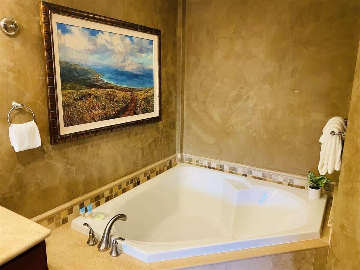 Bathtub, hair dryer, towels