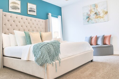 Stylish Kissimmee Getaway Game Room – 99 Dollar Deal!