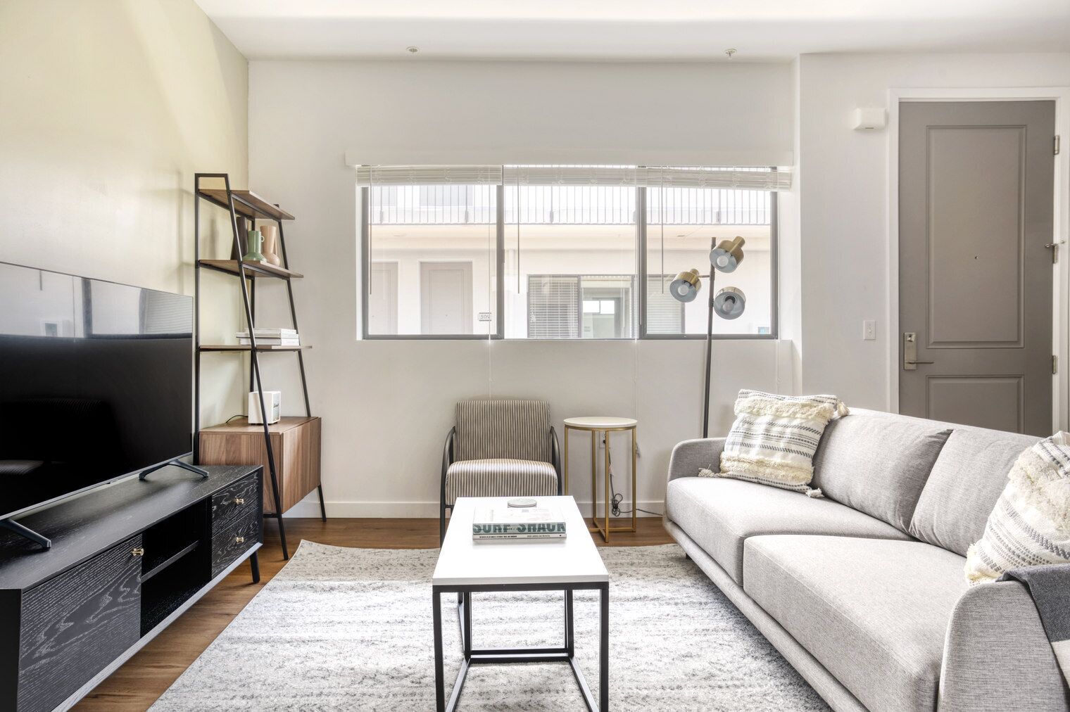 Bright Culver City 1BR w/ Gym & Roof Lounge, Walkable Area, by Blueground