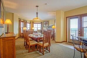 Dining - 2 Br: Soaring Eagle Lodge 317: Luxury Bell Tower Condo - Great Amenities -Slope Side (Snowshoe)