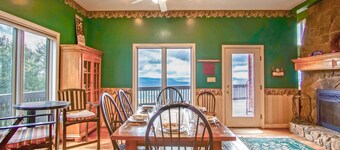 South West Ridge 72-153 5 Br: Large western views. Private hot tub. Wood fireplace.