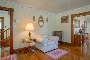 Interior - 3 Br The Shay Inn Located15 minutes to Snowshoe Mountain (Cass)
