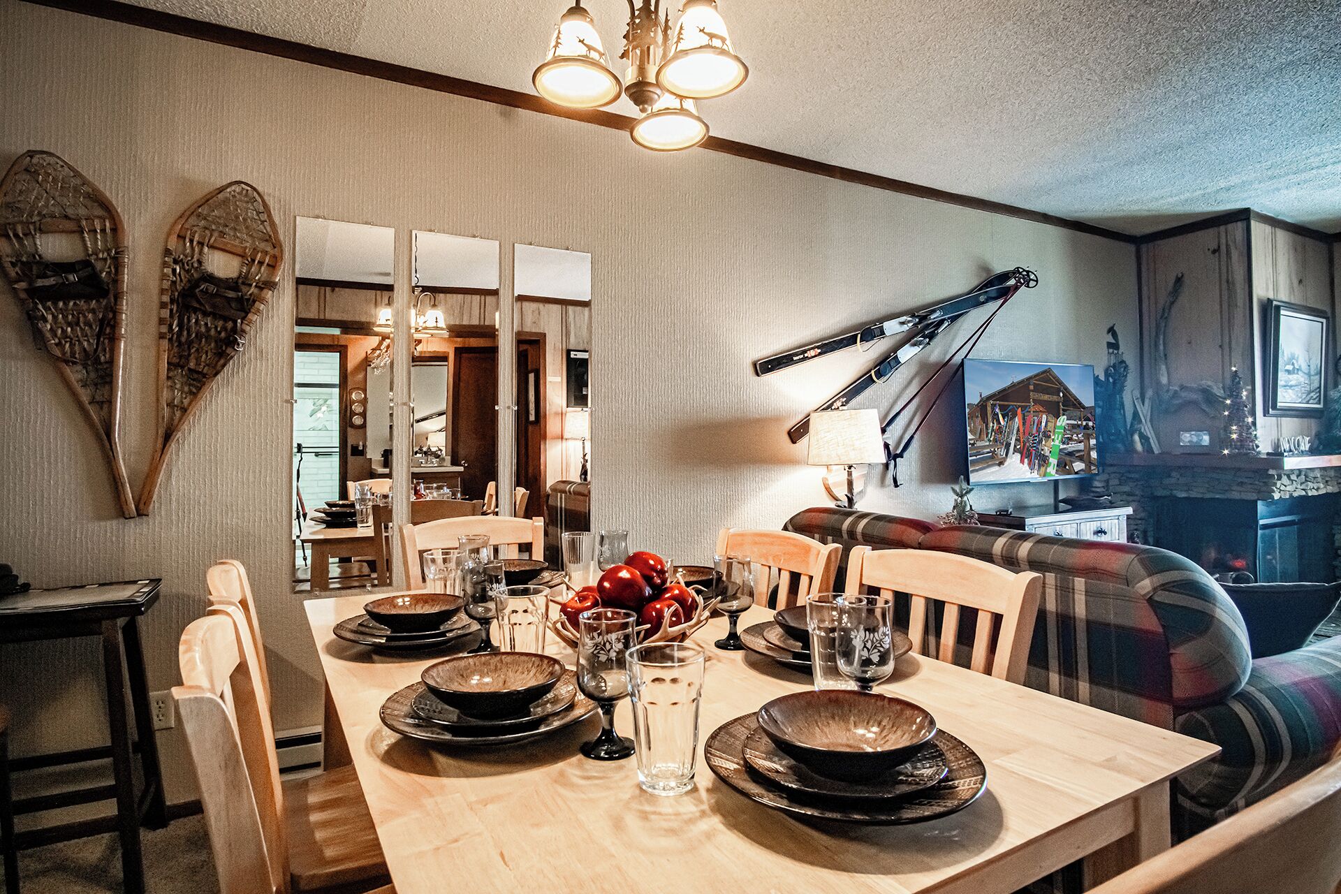 2 Br: SnowCrest 314B: Indoor Hot Tubs Game Room Easy Slope Access