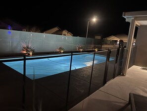 Piscine extérieure, piscine chauffée