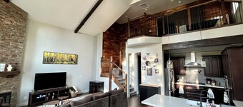 Secluded Mountain Home in the Pines