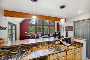 Interior - *Mountain View* Entire Upstairs CHALET, Kalispell, MT (Kalispell)