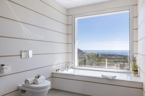 Shower, bidet, towels - Modern and romantic villa in Moraira, Costa Blanca, Spain  with private pool for 4 persons (Moraira)
