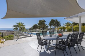 Outdoor dining - Modern and romantic villa in Moraira, Costa Blanca, Spain  with private pool for 4 persons (Moraira)