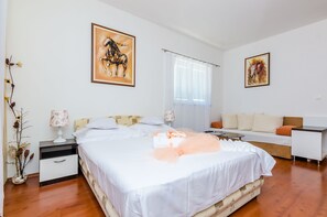 Free WiFi, bed sheets - Villa Aura - Adult Only (Dubrovnik)
