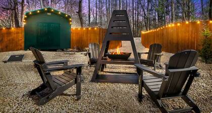 Cabin Apt 20min to Gatlinburg across from Ntl Park GameRoom+FirePit+Pet Friendly