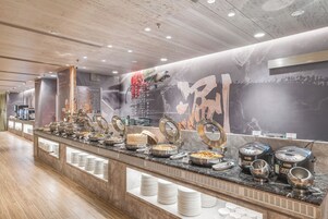 Daily buffet breakfast for a fee