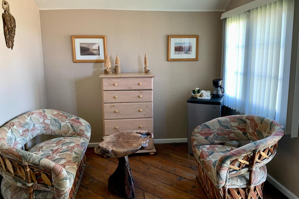 Mark Twain Room | Donzen dekbedden, een minibar, gratis wifi, beddengoed