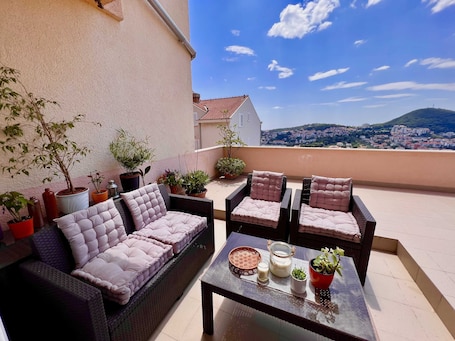 Apartment (Two Bedroom Apartment with Terrace an) | Terrace/patio
