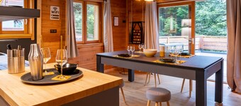 Mountain chalet with swimming pool and sauna - in the heart of the Hautes Alpes