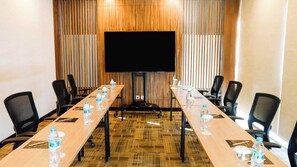 Meeting facility - Next Hotel Yogyakarta (Depok)