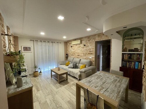 Beautiful and renovated apartment near the beach