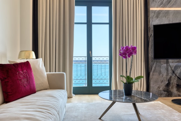 Grand Suite Sea View | Vue de la chambre