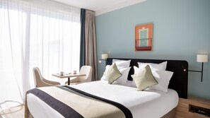 Free cots/infant beds, free WiFi, bed sheets