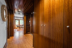 Interior - Soleil Apartment, AC, Wifi, Balcony !new! (Carvalhal)