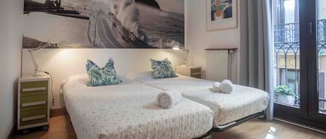 Economy Room, City View | Minibar, free WiFi