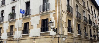 Pensión Gurtxu by Sun Sebastián