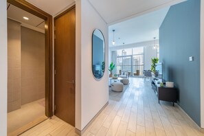 尊荣公寓, 3 间卧室, 无烟房, 城市景观 | 埃及棉床单、高档床上用品、记忆海绵床垫、客房内保险箱