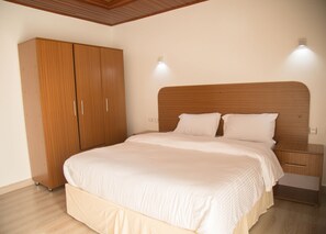 3 chambres, Wi-Fi gratuit, draps fournis