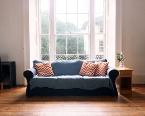 Lounge - Westbourne Place Townhouse - by Clifton Short Lets (Bristol)