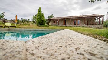 Cumeada House | 1 bedroom, individually decorated, laptop workspace, free WiFi