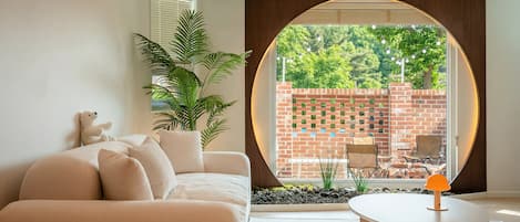 Basic Room, 2 Bedrooms (ROOM-1) | 1 bedroom, free WiFi