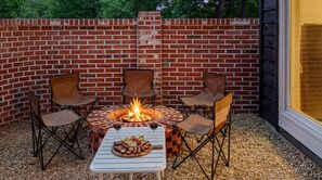 1 bedroom, free WiFi - Gyeongju Themandi Pension (Gyeongju)