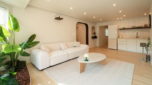 Basic Room, 2 Bedrooms (ROOM-2) - Gyeongju Themandi Pension (Gyeongju)
