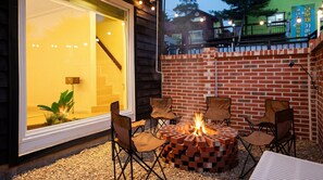 Basic Room, 3 Bedrooms (ROOM-4) | 1 bedroom, free WiFi - Gyeongju Themandi Pension (Gyeongju)