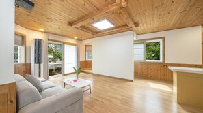 Basic Room, 1 Bedroom (ROOM-1) - Gyeongju Themandi Pension (Gyeongju)