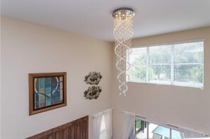 Living room - Rent the Perfect 5 Bedroom Townhome on Paradise Palms Resort, Orlando Townhome 5784 (Kissimmee)