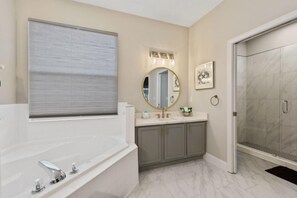 Villa, 4 Bedrooms | Bathroom - Gold Rest at Calabay Parc Tower Lake by Shine Villas 412 (Haines City)