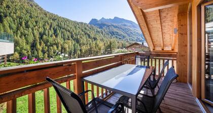 Apartment "Edelweiß" with Slope Access, Private Terrace & Wi-Fi