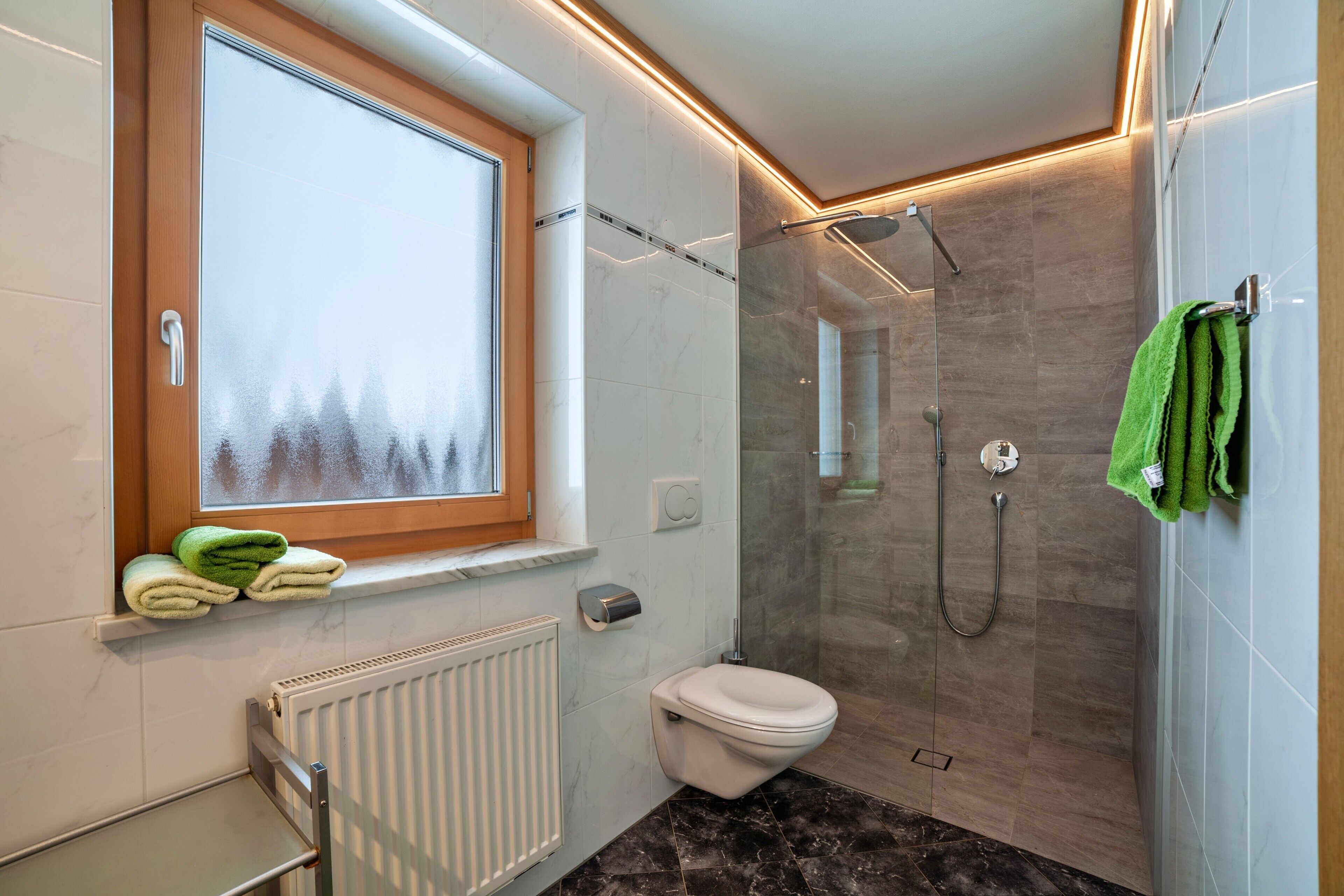 Een douche, een haardroger