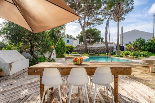 Villa 'Torret' with Workspace, Pool, Terrace, and Wi-Fi