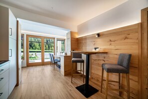 Dining - Apartment 'Lazins' with Private Terrace & Wi-Fi (Pfelders)