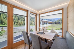 Dining - Apartment 'Lazins' with Private Terrace & Wi-Fi (Pfelders)