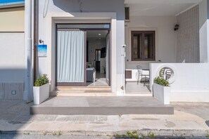 تفاصيل الفندق من الخارج