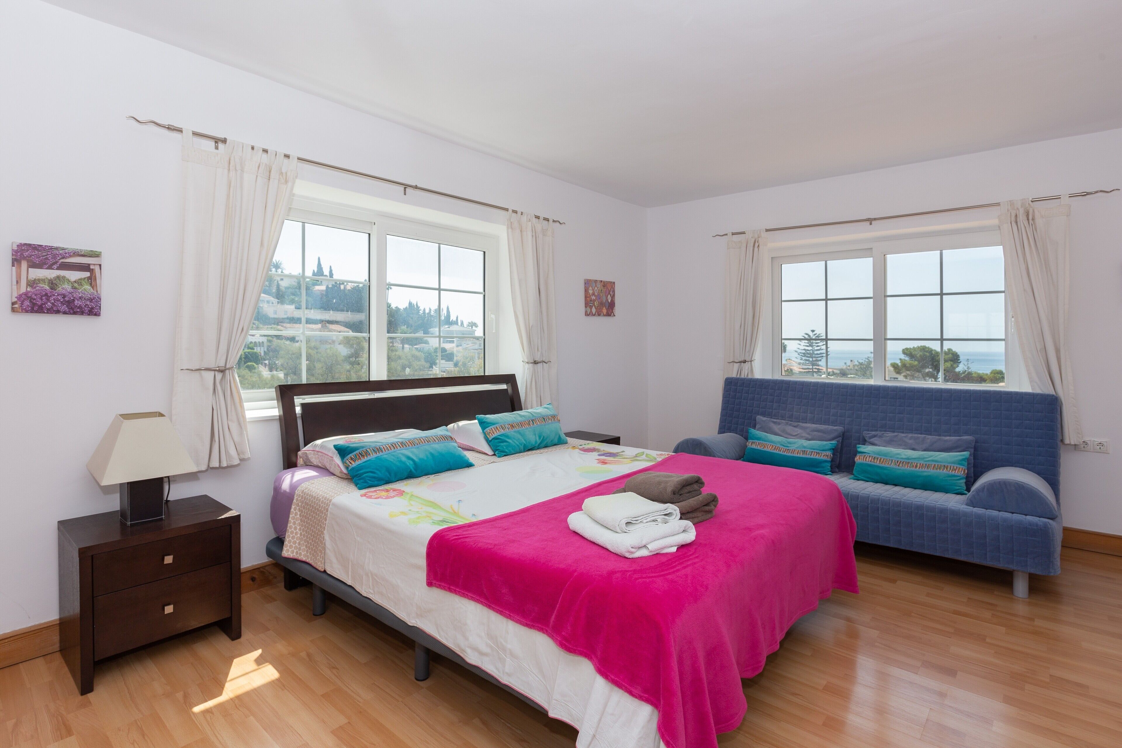 6 bedrooms, iron/ironing board, free WiFi, bed sheets