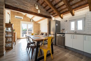 Dining - Holiday Home Casa rural Maño with Shared Pool and Garden (Deltebre)