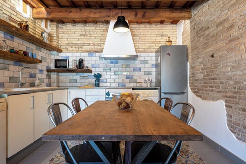 Maison de vacances "Casa Rural Mestre" avec piscine extérieure commune, climatisation et Wi-Fi