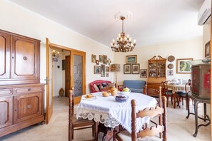 Dining - GuestHost - Bella Vista Apartment with balcony SEA VIEW (Otranto)